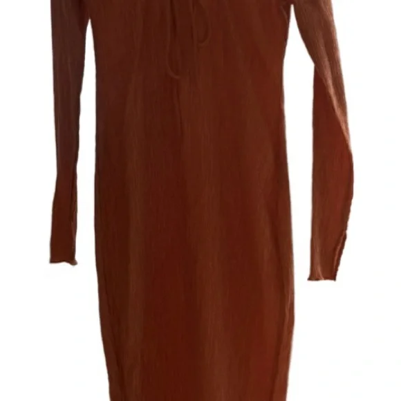 Camila Coelho NEW Orange Long Sleeve Dress Sz M cute slits on arms. Flattering - Picture 5 of 5